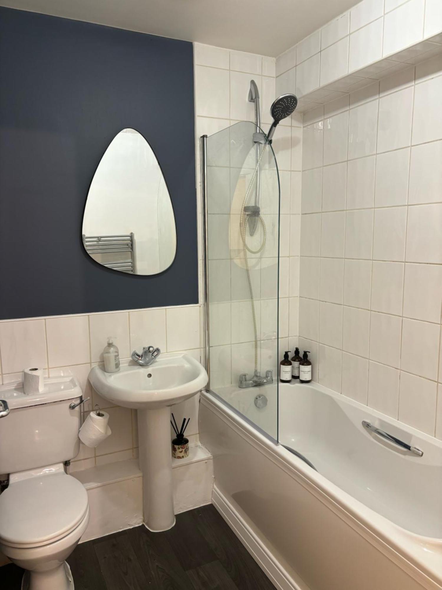 Modern 2 Bdr Flat In Nottingham City Centre With Free Parking Exterior foto